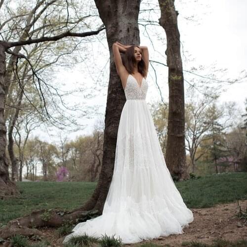 Sexy V Neck A Line Lace Wedding Dress Spaghetti Straps Tulle Cheap Summer Beach Bridal Gowns Vestidos De Fiesta 2021