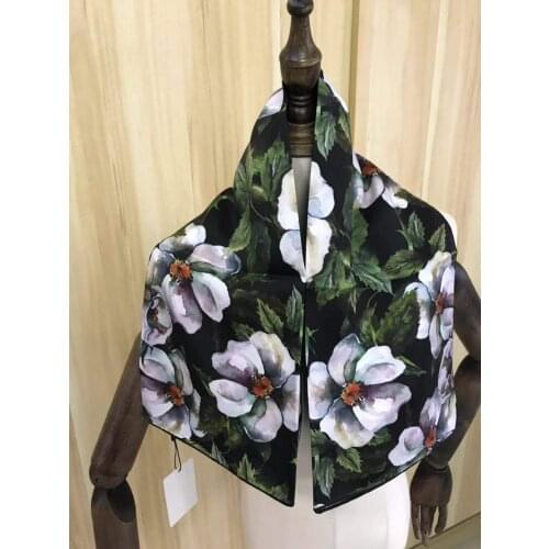 2021 New Arrival Fashion Elegant flower 100% silk scarf 90*90 cm square shawl twill wrap for women lady girl