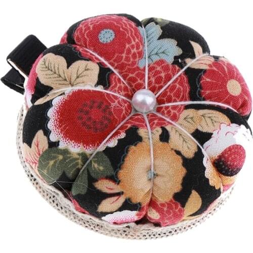1Pc Cute Pumpkin Pincushions Floral Pattern Needle Pin Cushions with Clip Sewing Pins Holder DIY Sewing Accessories