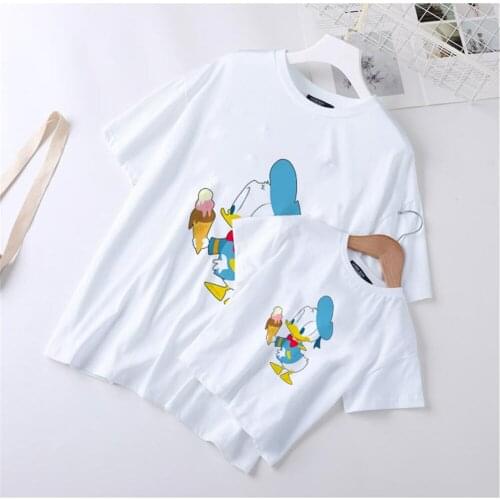 Donald Duck Family Matching Clothes Summer Short Sleeve Casual White Mother Father Kids Children Clothes Cartoon Cute Tops