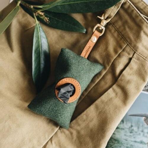 Portable Pet Dog Poop Bag Dispenser Carrier Cleaning Waste Garbage Box Puppy Pick-Up Bags Holder Pouch Outdoor Supplies