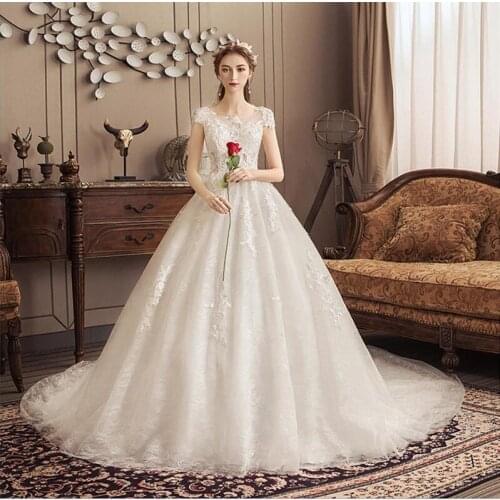 Luxurious O-Neck Wedding Dress Short Sleeves Backless Embroidery Pleat New Plus Size Wedding Gowns Women Vestidos De Novia G008