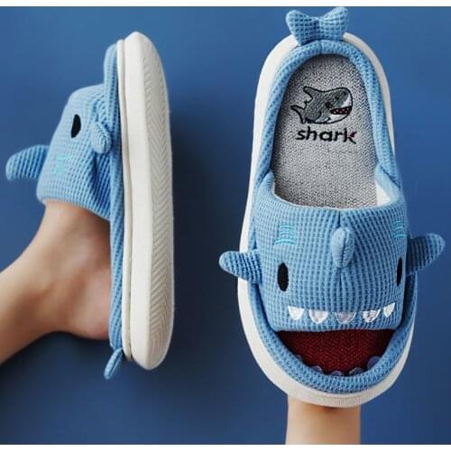 Womens Slippers for Home Platform High quality Soft Animal Shark Slippers Girls Flat Slides House Shoes Boys Family Indoor