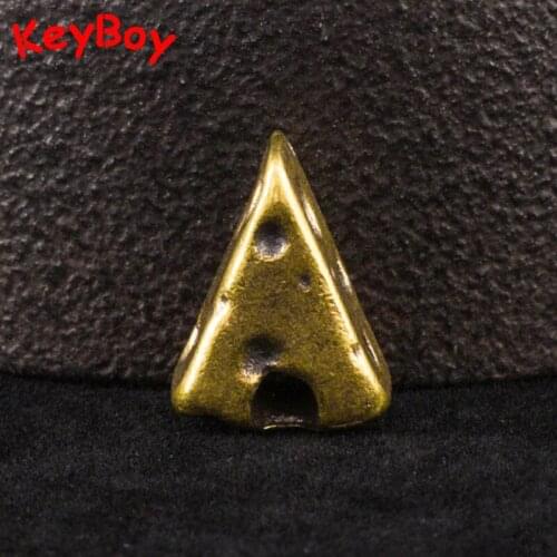 Brass Cheese Car Keychain Pendants Jewelry Creative Metal Simulation Food Key Chain Hanging Trinkets Accessories Fashion Keyring