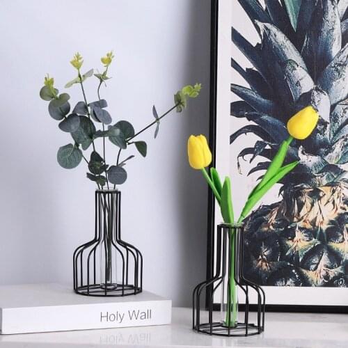Retro Iron Line Vase Hydroponic Flower Pot Plant Holder Nordic Styles Iron Vases Ornament for Home Living Room Decoration