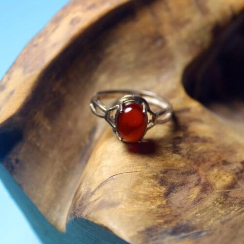 Wholesale New Fashion Jewelry Euro-American Special Classic Garnet 925 silver inlay ring for Women Luxury namour Charm Gift