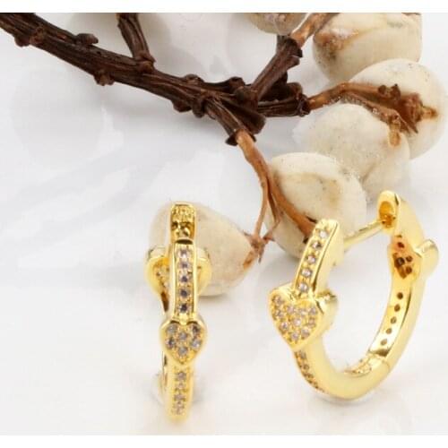 Attractive Heart Hoop, Love And Diamond Inlaid Fashionable Heart Shaped Earrings For Women Wedding Gift Fashion Jewelry