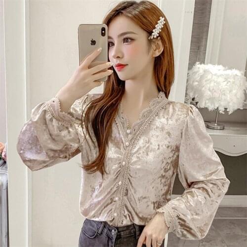 Women Blouse Gold Velvet Autumn Winter Lace V-neck Retro Womens Top Blouse Shirts Ropa De Mujer
