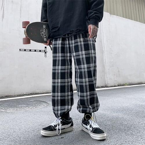 Korean Fashions Loose Joggers Mens Skateboard Black Plaid Pants 2021 Summer Mens Harajuku Streetwear Harem Pants Male