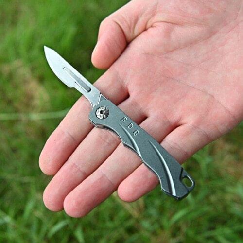 Portable mini folding knife blade sharp scalpel art carving knife key chain folding knife express box opening knife