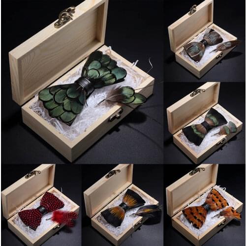 GUSLESON Original Green Birds Feather Bow Tie Natural Hand Made Bowtie Brooch Wood Gift Box Set For Men Business Party Wedding