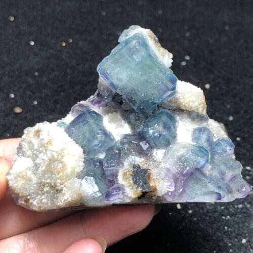 210.8gNatural green blue fluorite and quartz mineral specimen aura healing original stone teaching home decoration collection