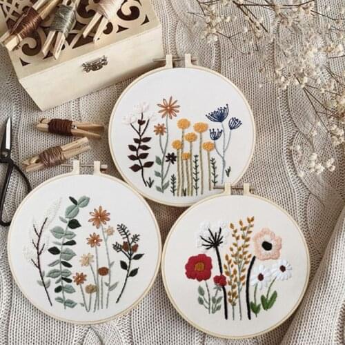 Flowers DIY Embroidery Set Beginners With Embroidery Hoop Sewing Kit Cross-stitch Crafts Decoration with English Instructions