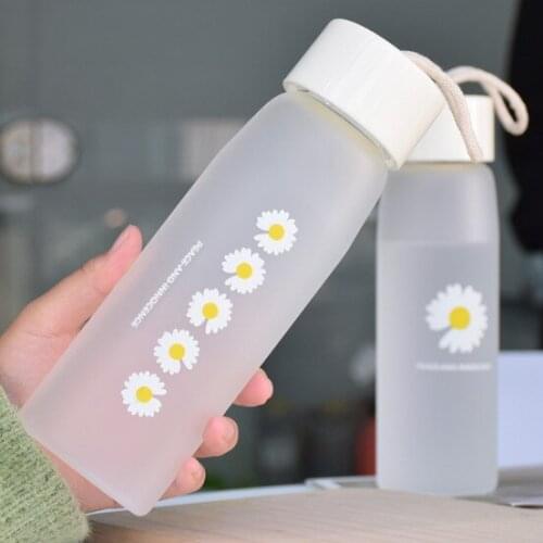 450ml Portable Dull Polish Summer Daisy Pattern Glass Water Bottle