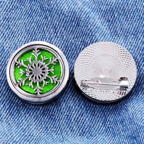 Round Vintage Aromatherapy perfume Snowflake shape Brooches for Women Brooch Pin Fashion Dress Coat Accessories Cute Jewelry