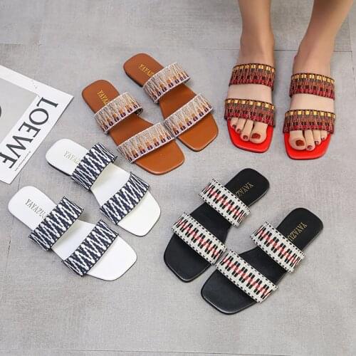 Ladies Slippers 2021 Summer Slides Fashion Flat Round Toe Women men Slides Female Beach Shoes plus size 43