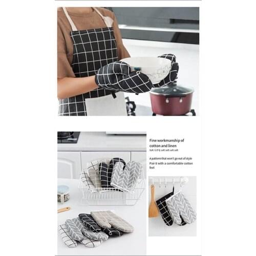 One pair of microwave oven gloves, thick heat resistant gloves, kitchen heat resistant oven gloves
