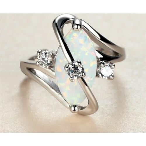 Vintage Female White Leaf Opal Ring Minimalist Silver Color Wedding Rings For Women Classic Zircon Stone Engagement Ring
