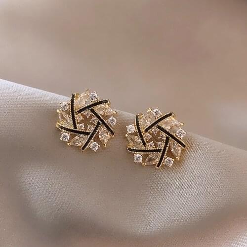 Womens Fashion Circle Earrings Cross Geometry Stud Earrings Girl Square Rhinestone Earrings Jewelry Accessories for Women