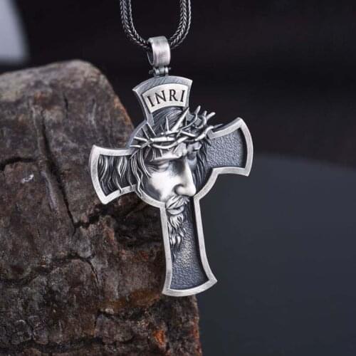 Vintage Jesus Christ Crucifix Pendant Necklace For Men Women Religious Thorns Charms Necklace Retro Gothic Fashion Jewelry Gifts