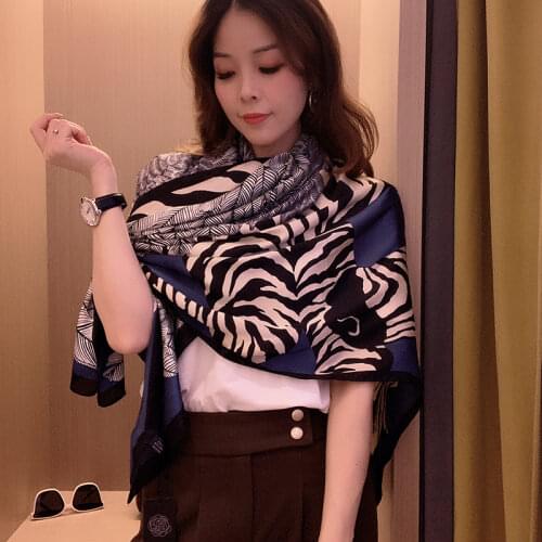 2021silk spring autumn women scarf luxury design printing ladies beach shawl scarf fashion smooth female headscarf 110x110cm