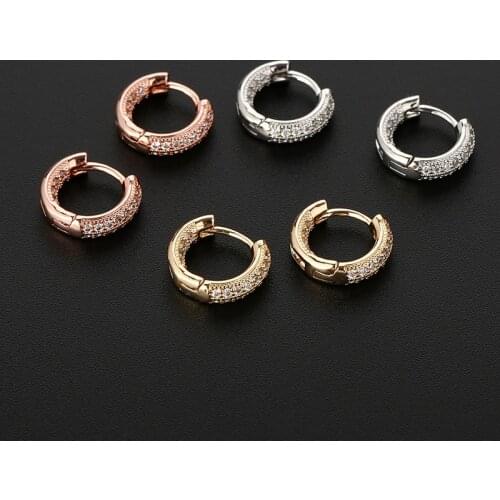 Womens Fashion Dazzling Hoop Earrings Golden Crystal Stud Huggies Luxury Charming Earring Piercing Jewelry For Lady Girls Gifts