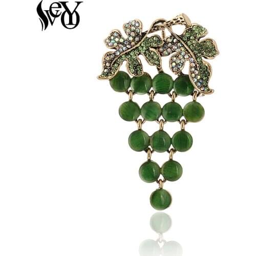 VEYO Cymophane Green Grape Rhinestone Brooches For Women Girl Cute Pins Fashion Jewelry Clothes Clips