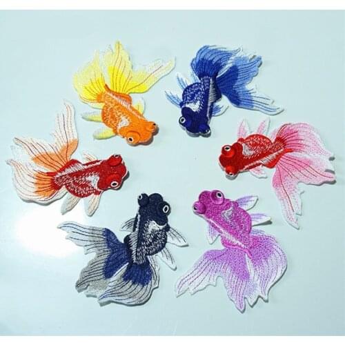 Fashion Color Fish Embroidered Patches Sewing Stickers For Clothing Applique Diy Accessories Embroidered Goldfish Cloth Sticker