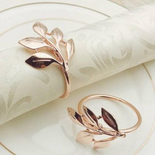 6 Pcs Napkin Ring,Leaf Napkin Set,Napkin Ring Napkin Holder Decoration,Suitable for Christmas,Holiday, Dinner Decoration