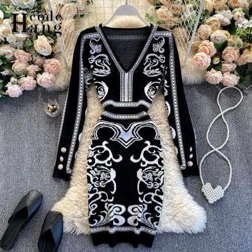 HangCode Ins Fashion Cashew Flower Knitted Women Dress 2020 Elegant V Neck Slim Waist Bodycon Dress Black Ladies Office Dress