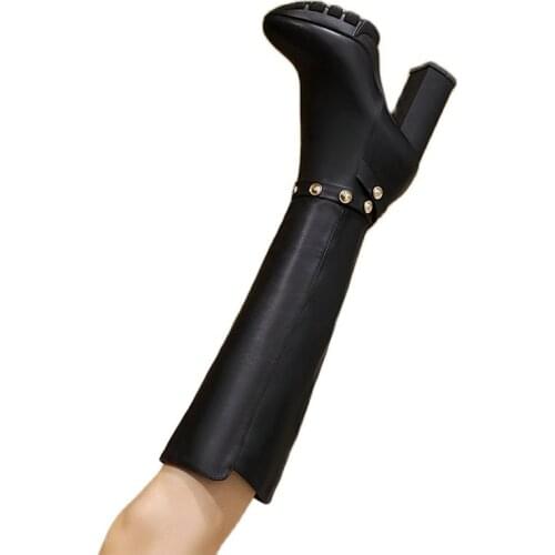 Arden Furtado 2020 winter fashion The rivet Round head Chunky heels black Waterproof Knee high boots Pure color Womens boots