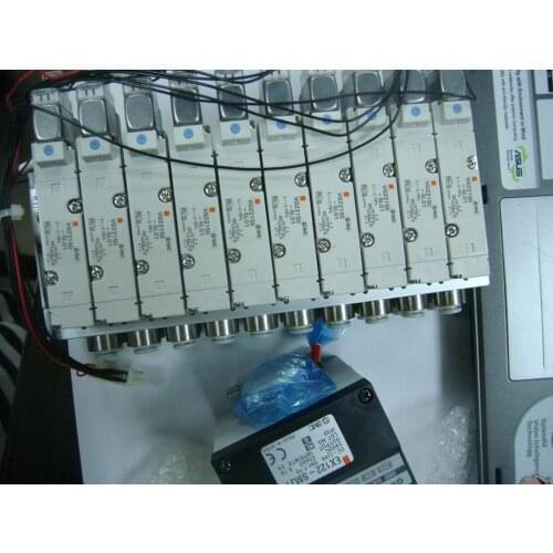 [SA] Positive! Goods in stock SMC genuine electromagnetic valve VQZ2150-5L01 kind --2PCS/LOT