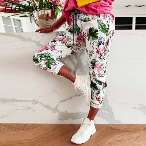 Spring Summer Pants Women New Vintage Flower Print Elastic Waist Sweatpants Casual Loose Pants Female Trousers Streetwear 2021