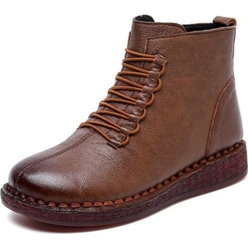 ZXRYXGS Fashion Hand-stitched Winter Shoes Mother Boots Flat Soft Sole Comfort Genuine Leather Boots Casual Warm Womens Boots