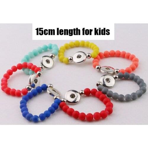 Wholesale 20pcs/lot Length 15cm Children Girls Bracelet Colorful 8mm Beads Elastic 18mm Snap Button Bracelet Mix Colors