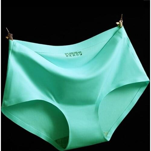 Hot Sale Seamless Briefs Panties for Women Made of Breathable Cool Ice Silk Viscose, Mid Waist Summer Underwear