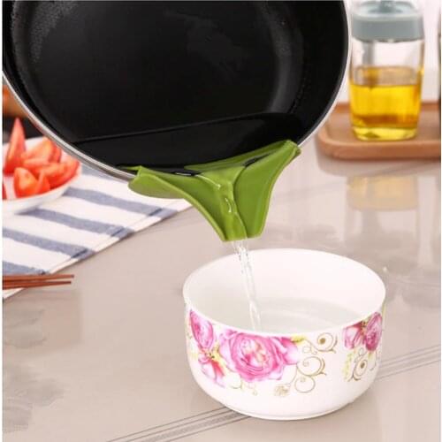 1PC Creative Practical Water Deflector Tool Silicone Soup Leakproof Multifunction Kitchen Funnel Accessories Kitchen Gadgets