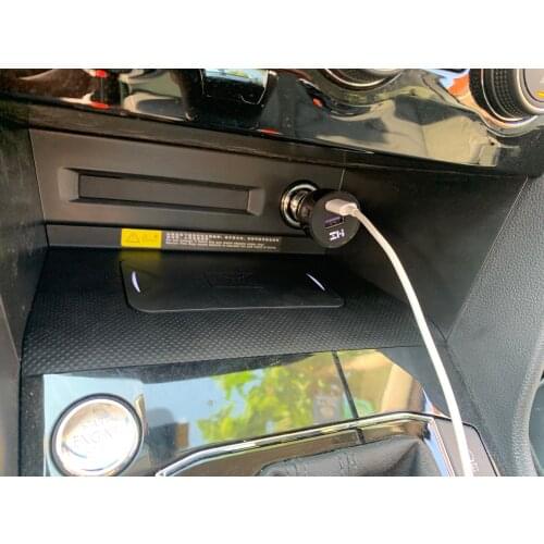 15W QI wireless charging phone charger fast charging plate panel phone holder For 2016-2021Volkswagen VW Tiguan 2th MK2