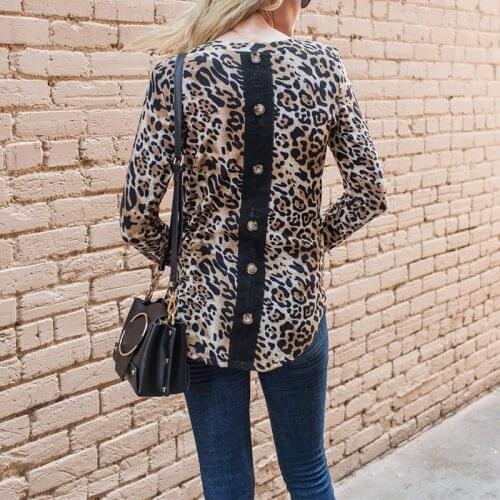 New Style Hot Sale Autumn and Winter Womens Top Leopard Print Round Neck Slim Womens T-Shirt Fashion