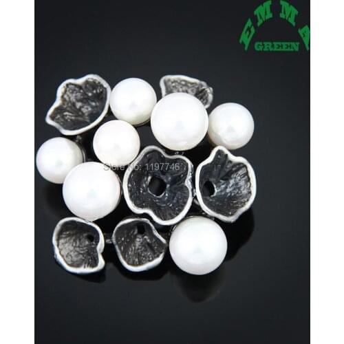 EmmaGreen White Brooches For Clothes