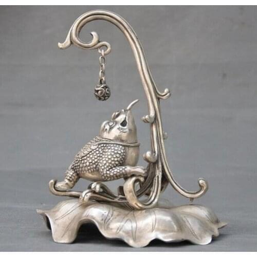 Old China silver carving Lotus leaf Golden Toad bufo spittor Playing bead statue