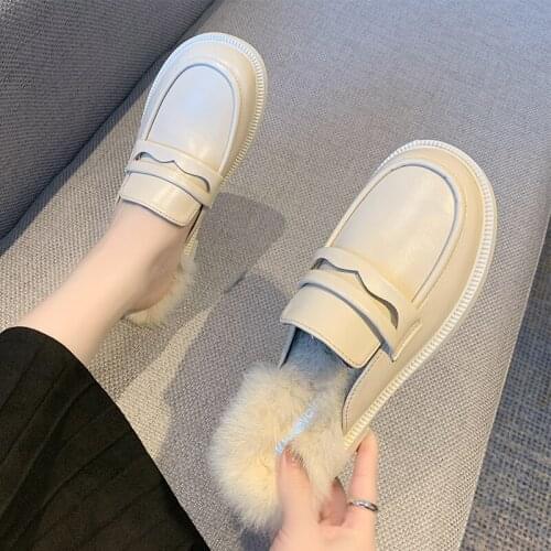 Female Shoes Plush Slippers For Adults Luxury Slides Med Cover Toe 2021 Fur Designer Soft with fur Hoof Heels Rome Rubber PU