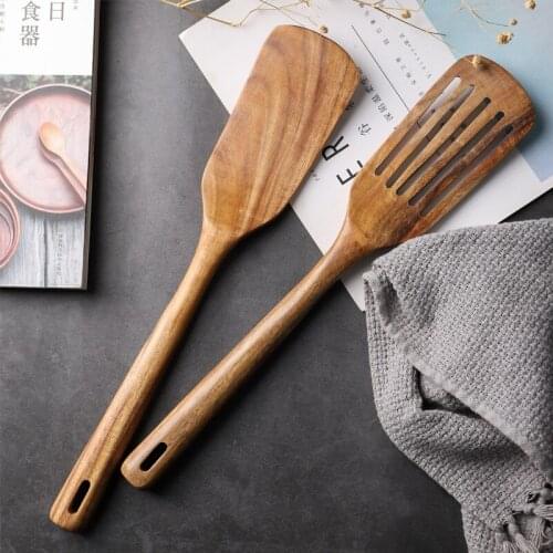 1PCS Teak Wood Natural Long Handle Spatula Kitchen Turner Non Stick Cooking Utensils Wooden Spatula Slotted Turner
