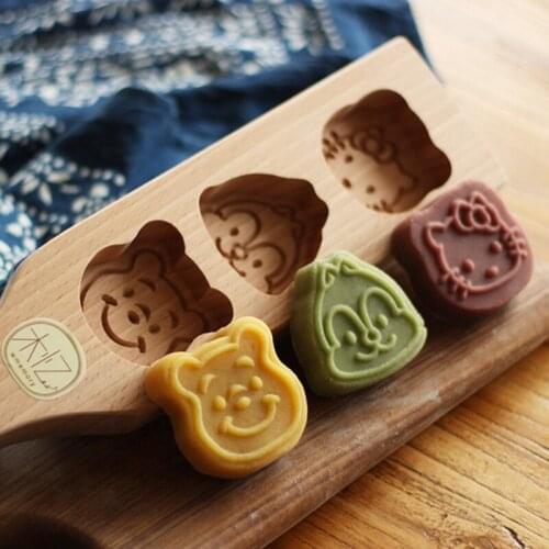 Handmade Cartoon Beech Wooden Baking Mold for Moon Cakes Pumpkin Pie Bakeware Maker Baking Accessories Cake Decorating Tools