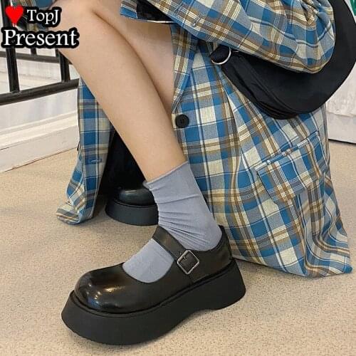 Women girl lolita shoes Black High Heels Shoes Pumps Fashion Patent Leather Platform Shoes Woman Round Toe Mary Jane pumps