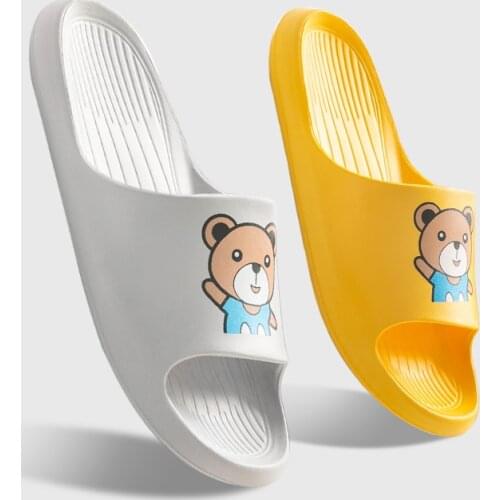 Outside the home in the summer wear of new fund of 2021 female cool slippers home male fashion lovers bathroom anti-skid