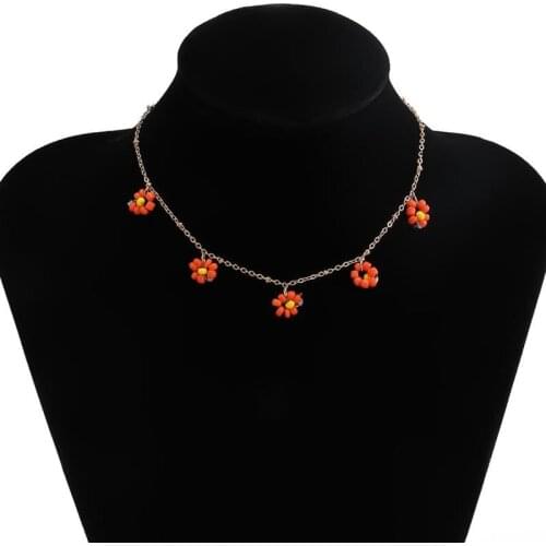 2021 New Choker Necklace for Women Bohemian Handmade Beads Flower Necklace Womens Fashion Jewelry Chain Necklace