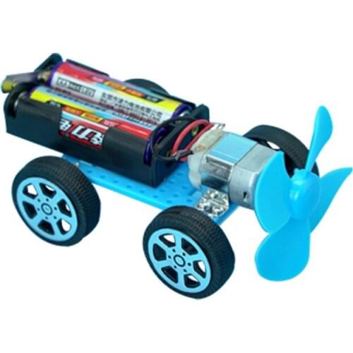 Hand-made material package for making physics teaching AIDS for primary school students by wind car technology