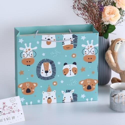 10pcs /lot 20*20*8cm Kawaii Zoo Animals Fox Lion Paper Gift Bags for Kids Party Festival Birthday Storage Bags