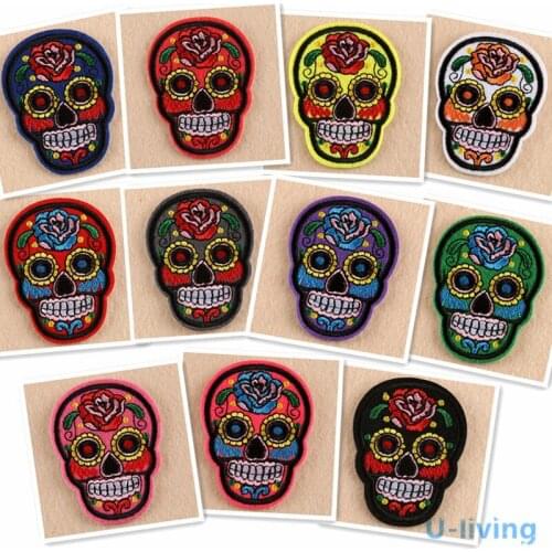 1pcs Mixture Skull Patch for Clothing Iron on Embroidered Sew Applique Cute Patch Fabric Badge Garment DIY Apparel Accessories